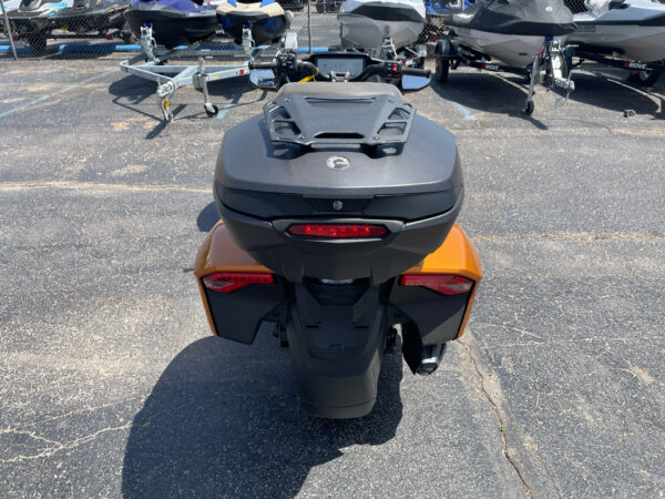 2024 Can-Am Spyder F3 Limited - Image 4