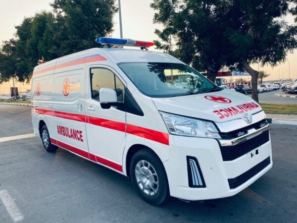 Ambulance 2019 Toyota Hiace Commuter, 2.8L Turbo Diesel Automatic,