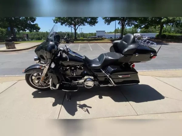 Used 2017 Harley-Davidson Touring Motorcycle