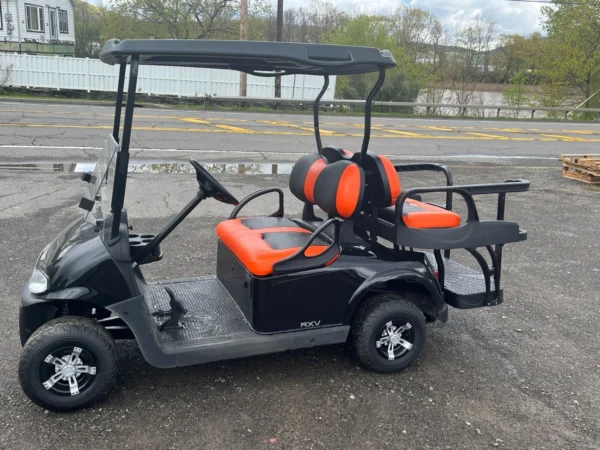 2018 EZ-GO RXV Electric 4 Passenger Golf Cart