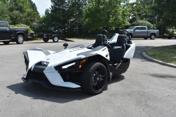New 2024 Polaris Slingshot S AutoDrive - Image 2