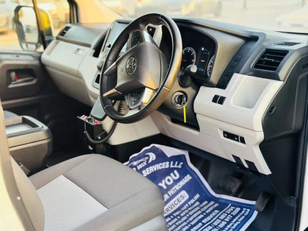 2022 Toyota HIACE Van High Roof (H300), 3dr Van, 2.8L 4cyl Diesel, Automatic, Rear Wheel Drive - Image 11