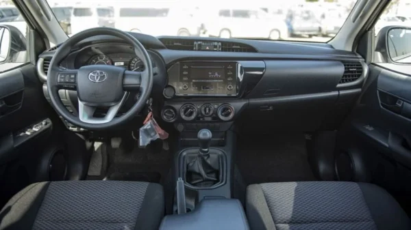 2023 Toyota Hilux 2.4L MED Option P Window Diesel - Image 13