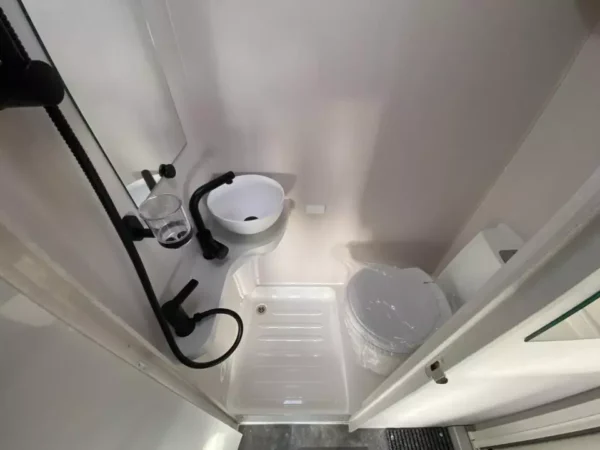 2025 XPLORE XC LITE 4 BERTH TOURING CARAVAN - BRAND NEW! - Image 13