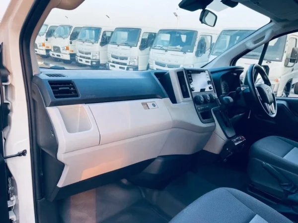 Toyota Hiace 2019 Model Commuter, 2.8L Turbo Diesel Automatic Full Option - Image 14