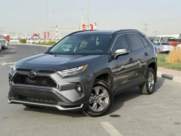 Toyota RAV4 XLE 2.5 leather seats, push start - Image 15