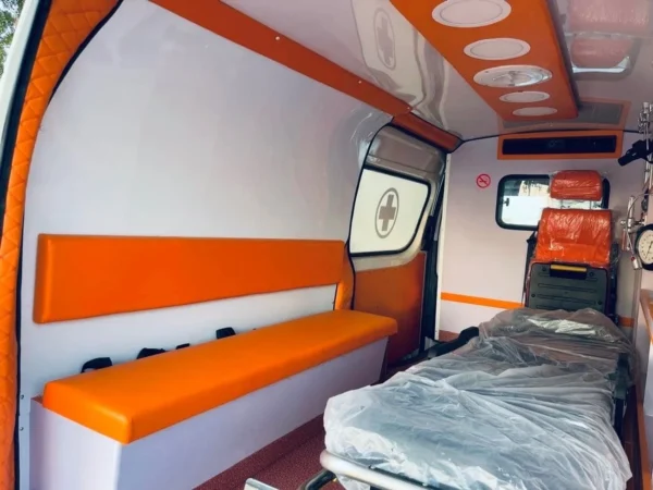 Toyota Hiace 2019 Model Commuter, 2.8L Turbo Diesel Automatic Full Option - Image 16