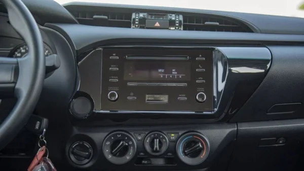 2023 Toyota Hilux 2.4L MED Option P Window Diesel - Image 17