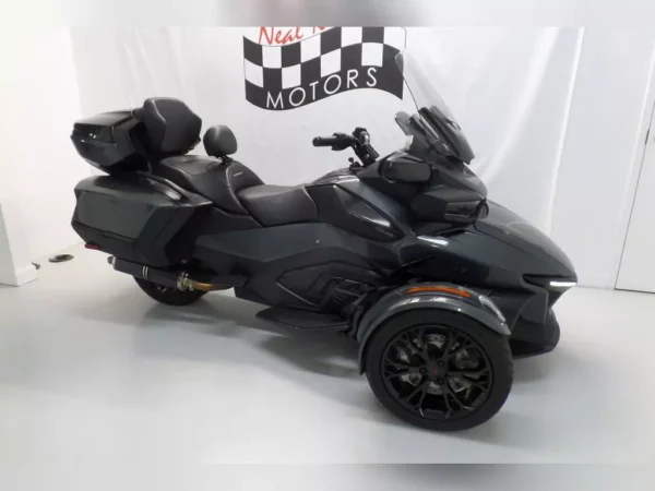 2021 Can-Am Spyder RT Limited Dark - Image 2