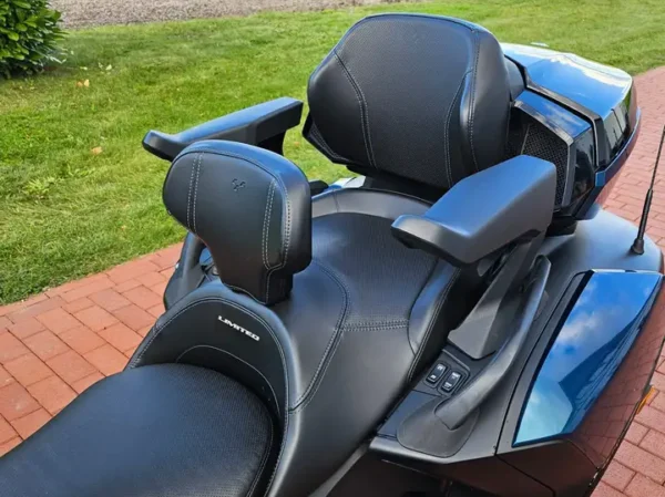Can-Am Spyder RT - Image 3