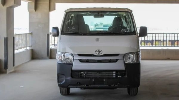 Toyota Hiace HIACE 2.7L MT PETROL OLD SHIP - Image 3