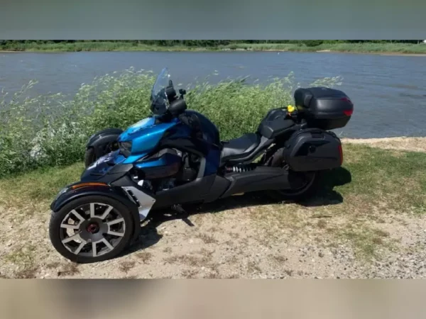 Used 2019 Can-Am Trike Motorcycle - Image 3