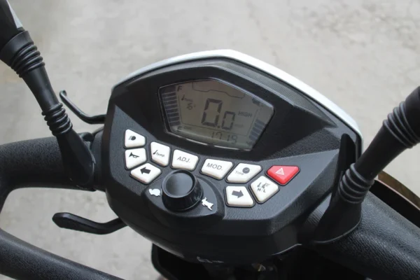 Kymco Maxer 8MPH All-Terrain Mobility Scooter - Image 6