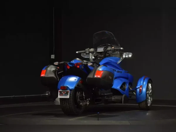 used Spyder ST Limited 5 Speed Semi-Automatic (SE5) For Sale - Image 6