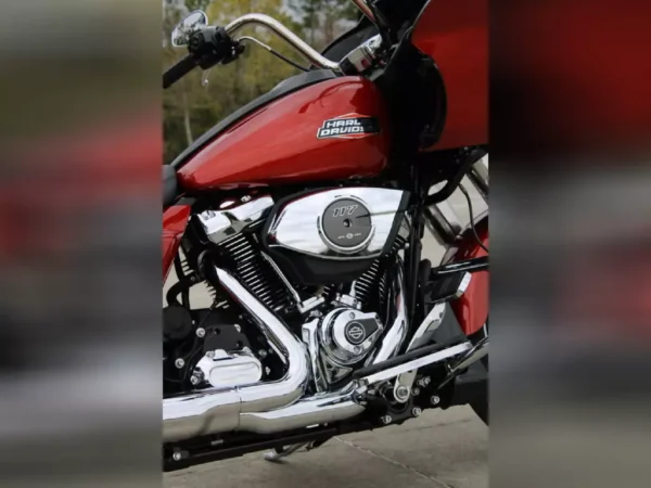 Used 2024 Harley-Davidson Touring Motorcycle - Image 7