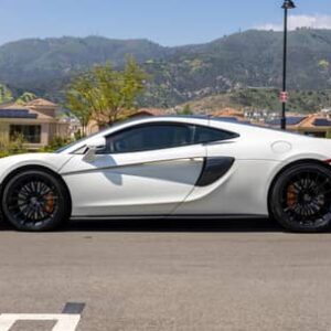 2017 McLaren 570GT Coupe