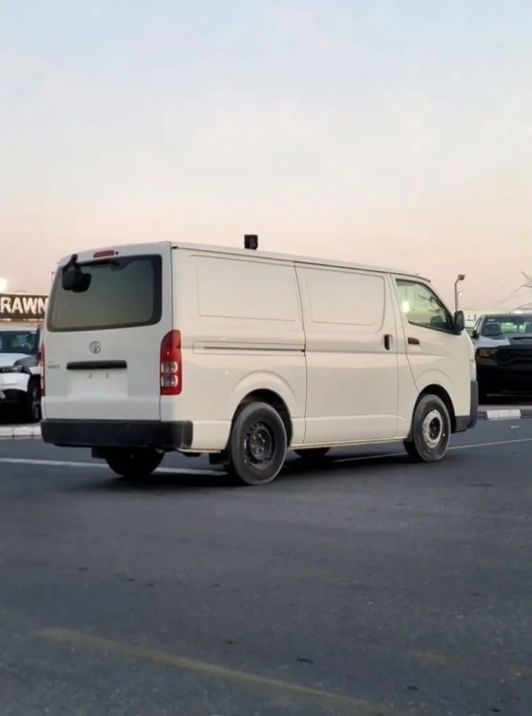 Toyota Hiace Toyota Hiace Cargo 2.7L Petrol 2023 - Image 7