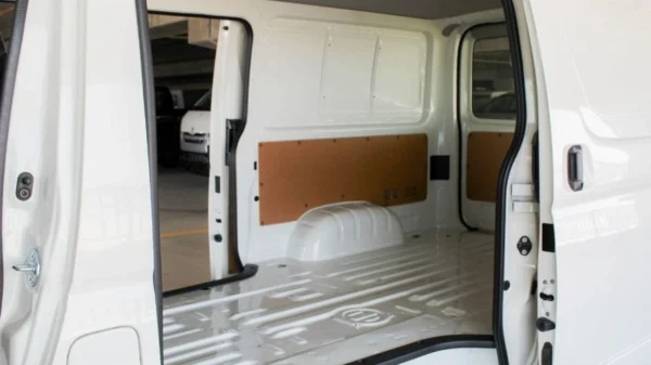 Toyota Hiace HIACE 2.7L MT PETROL OLD SHIP - Image 7