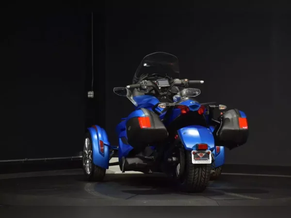 used Spyder ST Limited 5 Speed Semi-Automatic (SE5) For Sale - Image 7