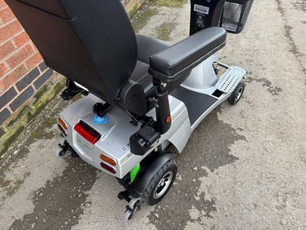 Quingo Vitess 2 Mobility Scooter Buggy 8MPH - Image 8
