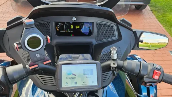 Can-Am Spyder RT - Image 9