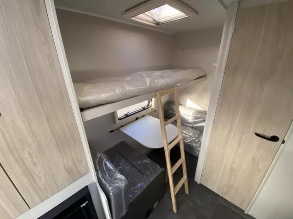 2025 XPLORE XC LITE 4 BERTH TOURING CARAVAN - BRAND NEW! - Image 9