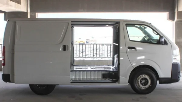 Toyota Hiace HIACE 2.7L MT PETROL OLD SHIP - Image 9