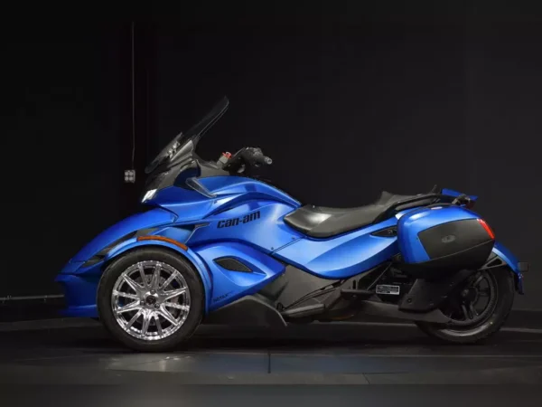 used Spyder ST Limited 5 Speed Semi-Automatic (SE5) For Sale - Image 9