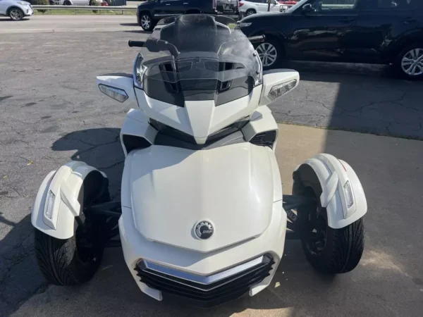2017 Can-Am Spyder F3 Limited Used - Image 8