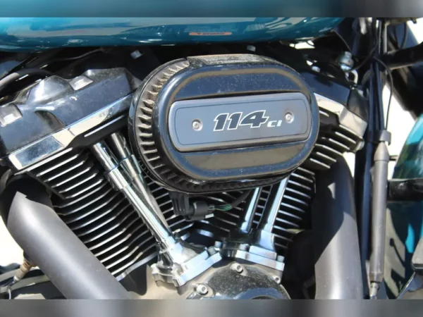 Used 2021 Harley-Davidson Touring Motorcycle - Image 9