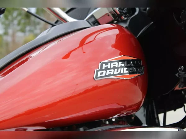 Used 2024 Harley-Davidson Touring Motorcycle - Image 10