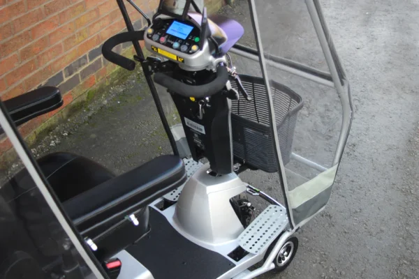 Quingo Vitess 2 Mobility Scooter Buggy 8MPH - Image 10
