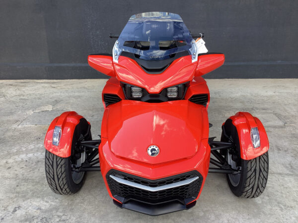 2024 Can-Am Spyder RT Limited - Image 3