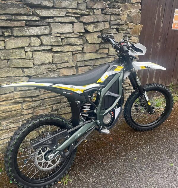 surron ULTRA BEE Bike - Image 4