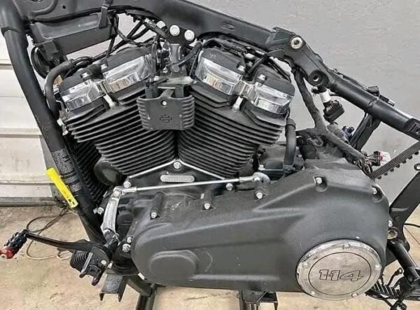 2019 Harley Davidson FXFBS Fat Bob 114 - Image 4